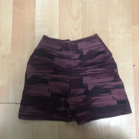 Alphalete Surface power shorts - Picture 3 of 3